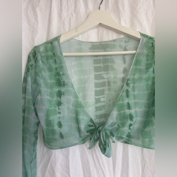 Green Groovy Cropped Tie Dye Long sleeve Top Size Small - Picture 3 of 11